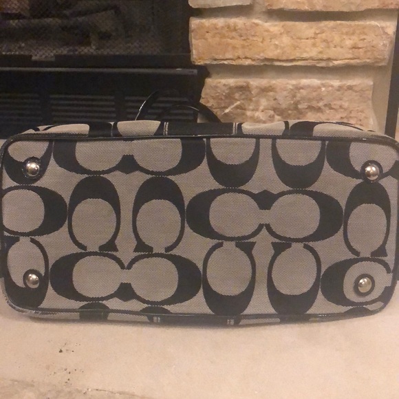 COACH SIGNATURE STRIPE SATCHEL 13533- price firm - Picture 9 of 13